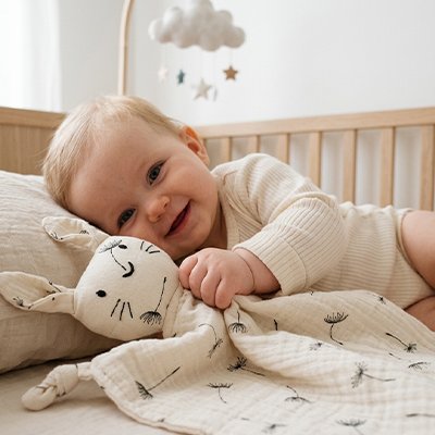 Doudou lapin reconfortant